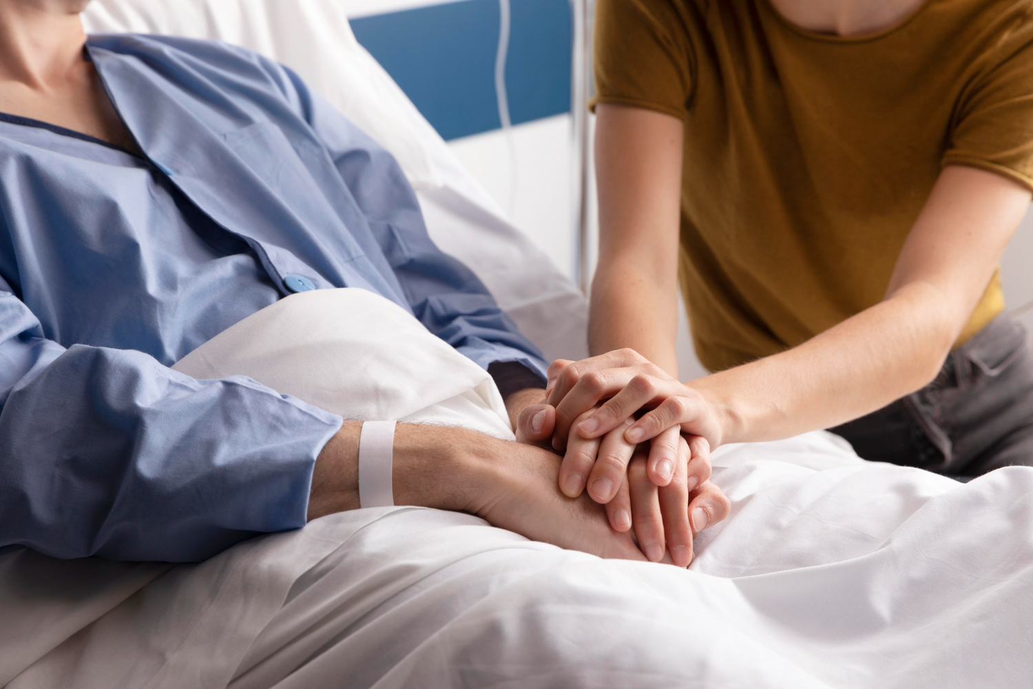 Cuidados Essenciais para Pacientes Acamados: Como Prevenir Complicações